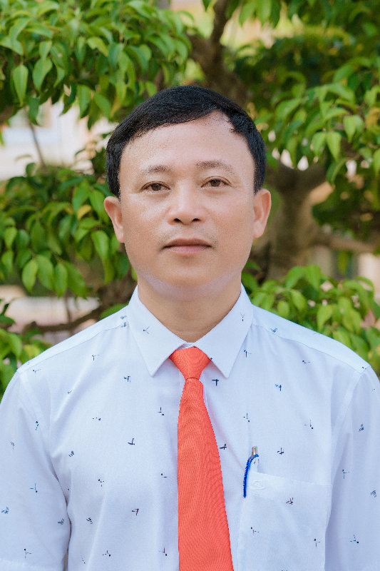 Nguyễn Trần Khánh